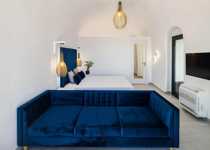 Palm Island 3* Imerovigli (Santorini)