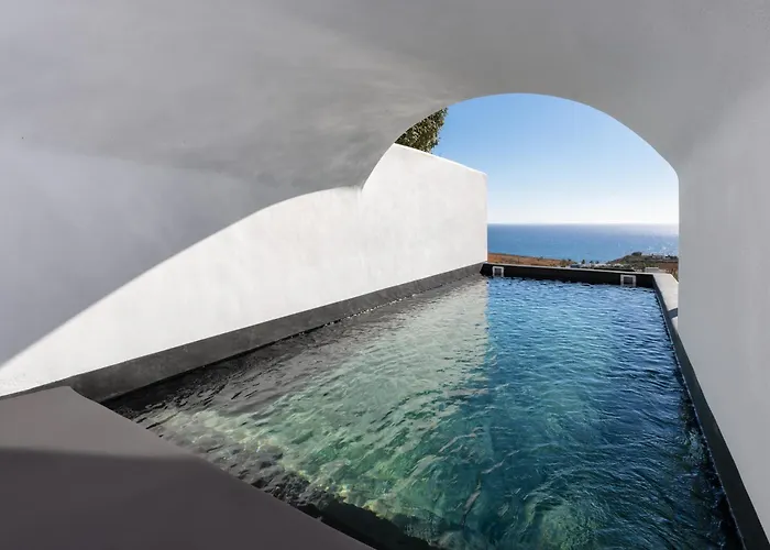 Palm Island Hotell 3*