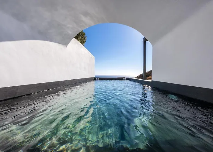 Palm Island Hotel 3*