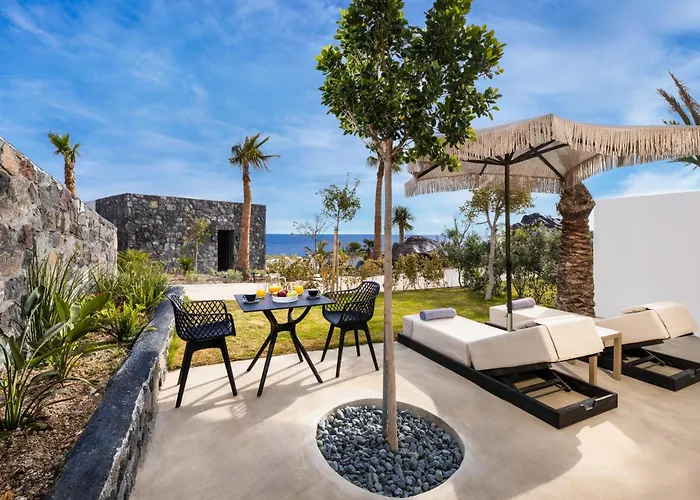 Отель Palm Island 3*