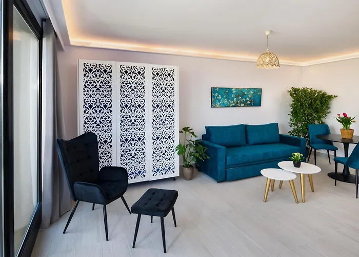 Palm Island Imerovigli